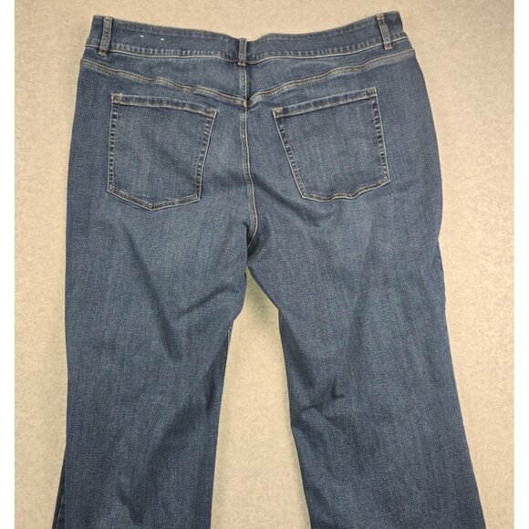 Lane Bryant Women's High-Rise Jean Boot Cut Size 26 L - Picture 5 of 7